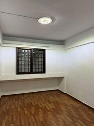 Clementi Avenue 2 Shopping Centre (D5), Retail #567472581